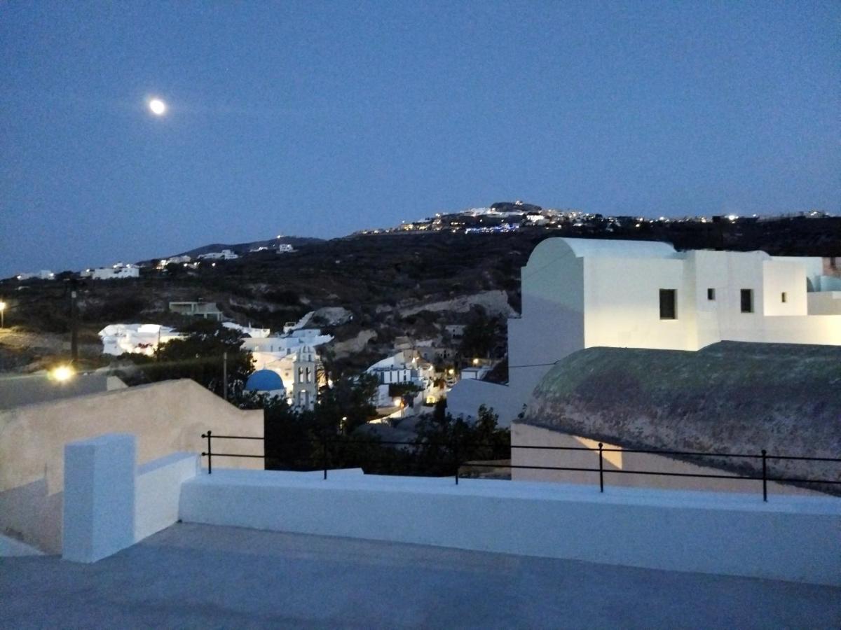 Angeleve Villa With Private Jacuzzi Φηρά Εξωτερικό φωτογραφία