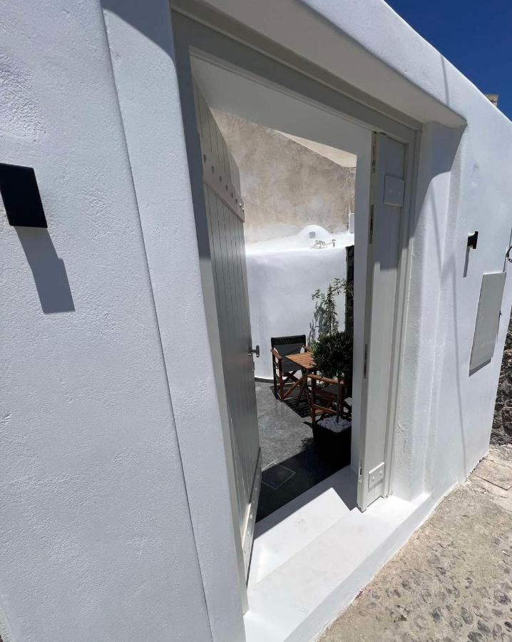 Angeleve Villa With Private Jacuzzi Φηρά Εξωτερικό φωτογραφία
