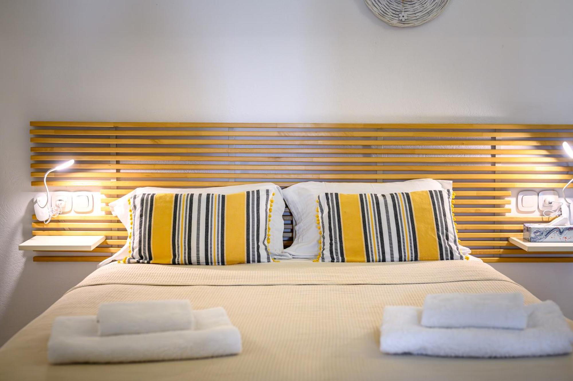 Angeleve Villa With Private Jacuzzi Φηρά Εξωτερικό φωτογραφία